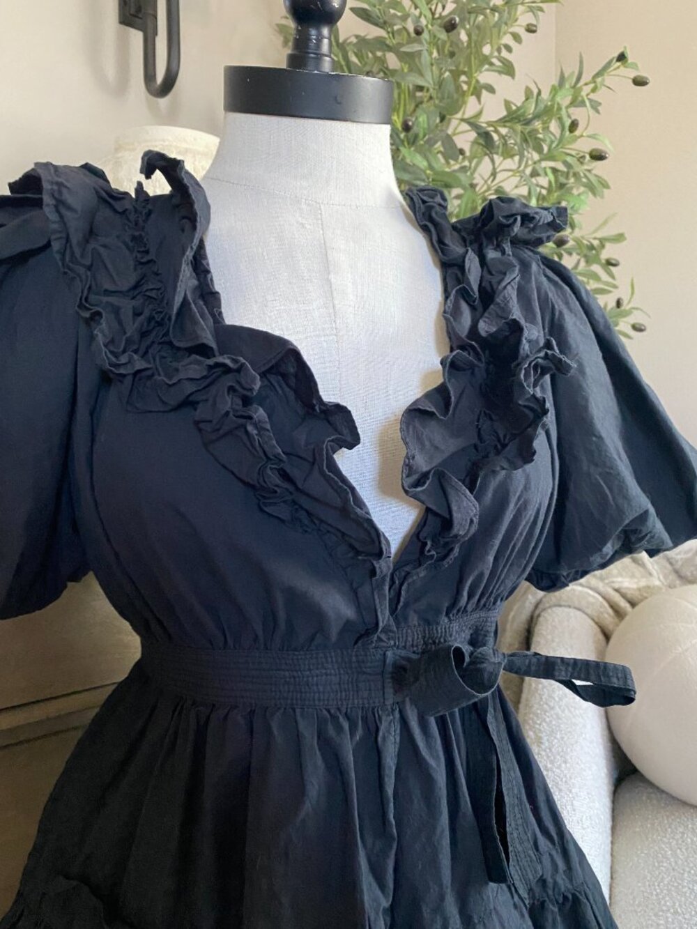 Love the Label | Remy Mini Dress in Black - Picture 5 of 12